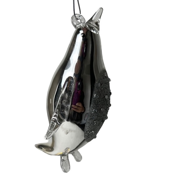 Penguin Macy's Holiday Lane Ornament Silver Bells Glass Penguin Swimming Penguin - Picture 4 of 10